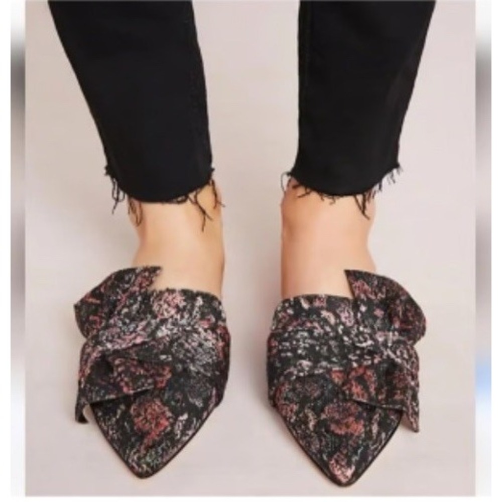 Schutz Mules Flats 8.5 B Pointed Toe Slip On Womens Shoes D'ana Knotted Black